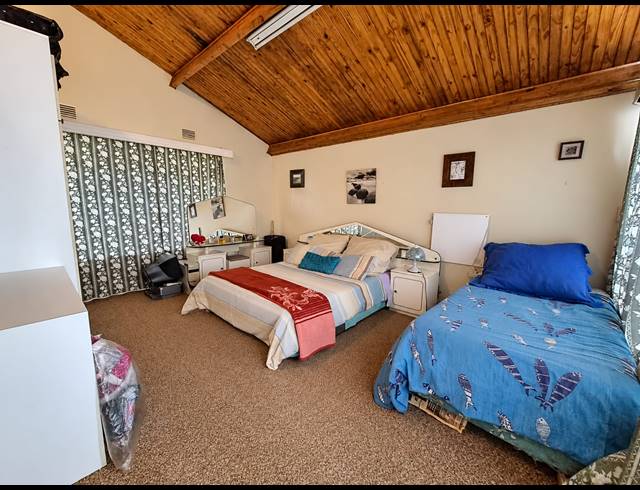 5 BEDROOM HOUSE FOR SALE IN MANTEVREDE